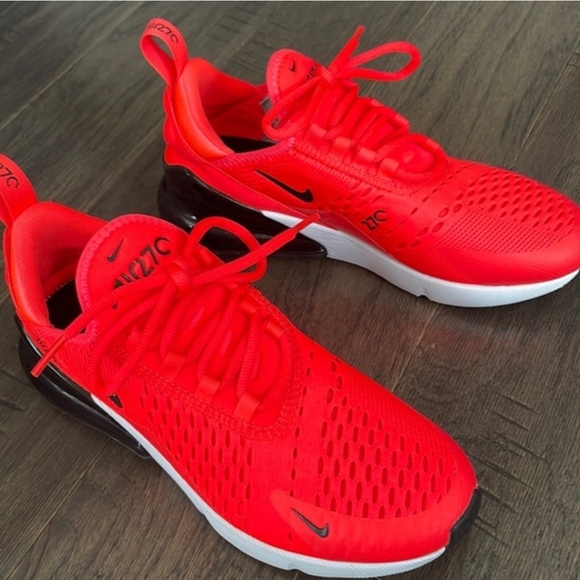 Nike Air Max 270 7.5 Woman - Picture 2 of 5